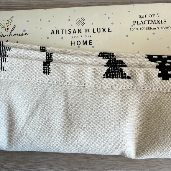 Pine Tree Printed Set of Four Cream Placemats  - NWT - Picture 6 of 7